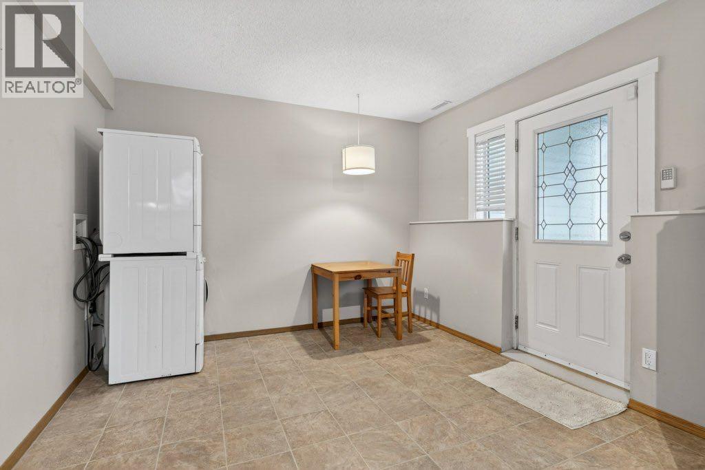 156 Rivercroft Close SE - 37