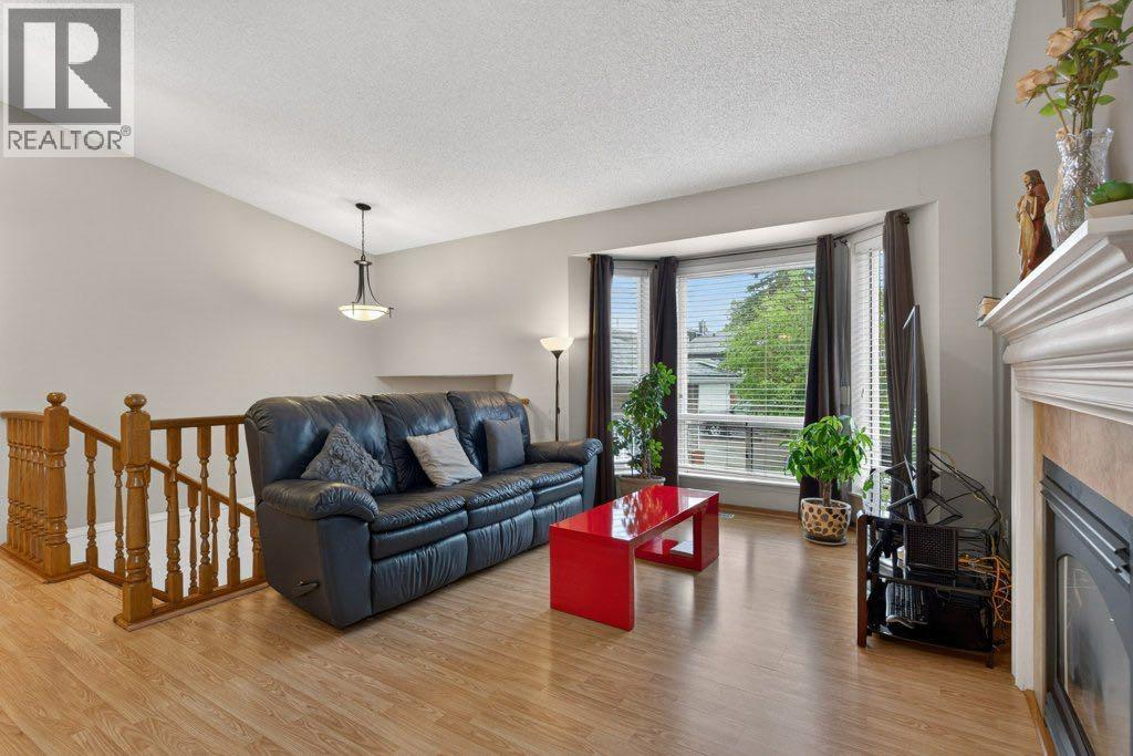 156 Rivercroft Close SE - 7