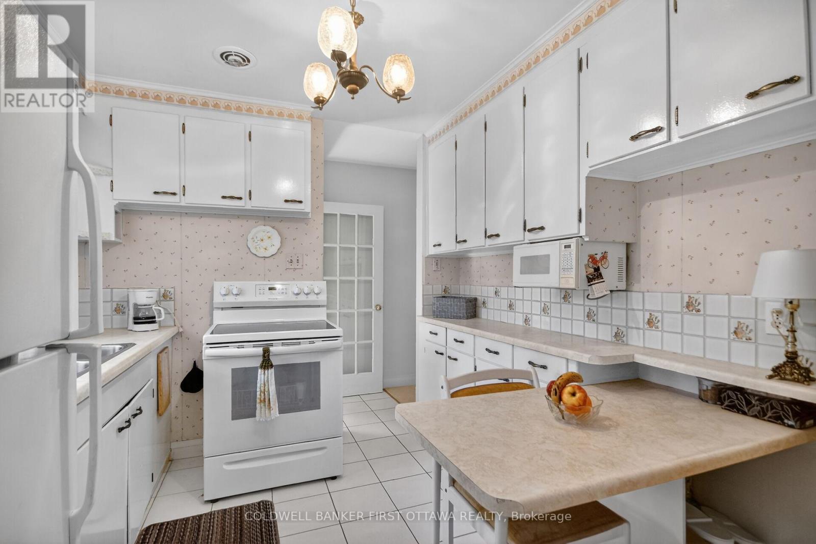 1533 MIMOSA AVENUE - 17