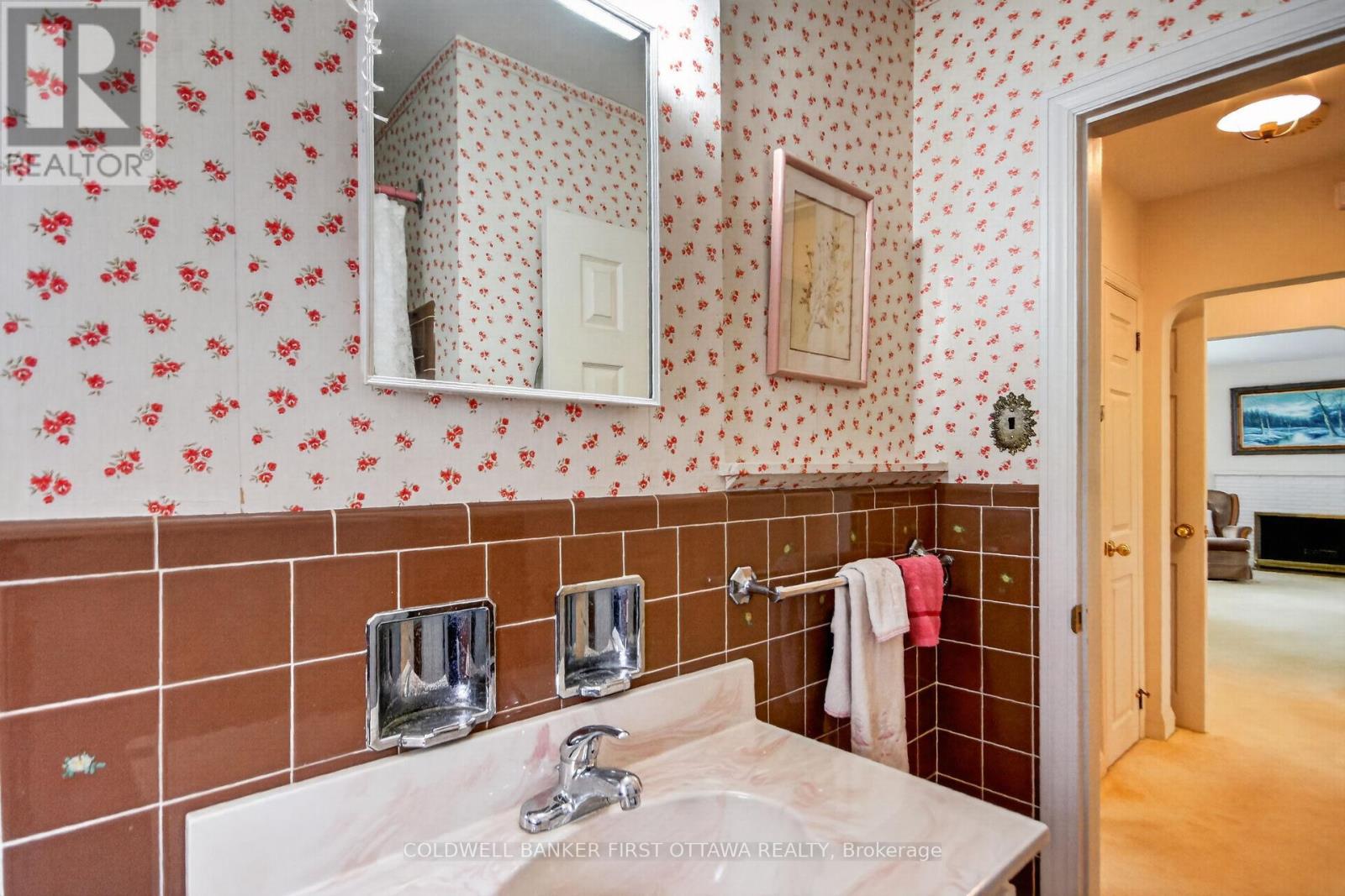 1533 MIMOSA AVENUE - 30