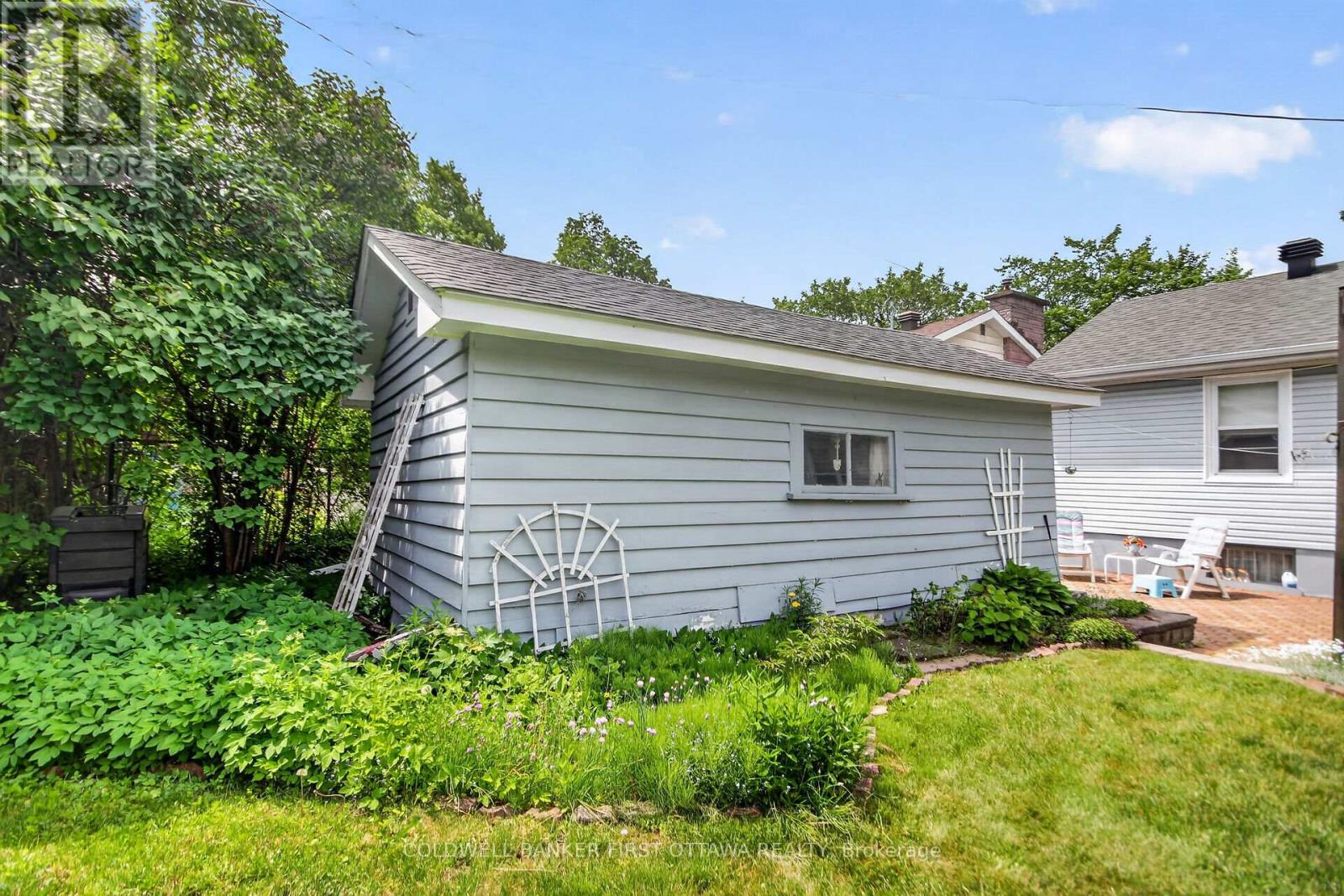 1533 MIMOSA AVENUE - 46
