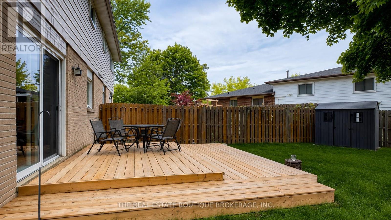 1345 COLONSAY DRIVE - 4