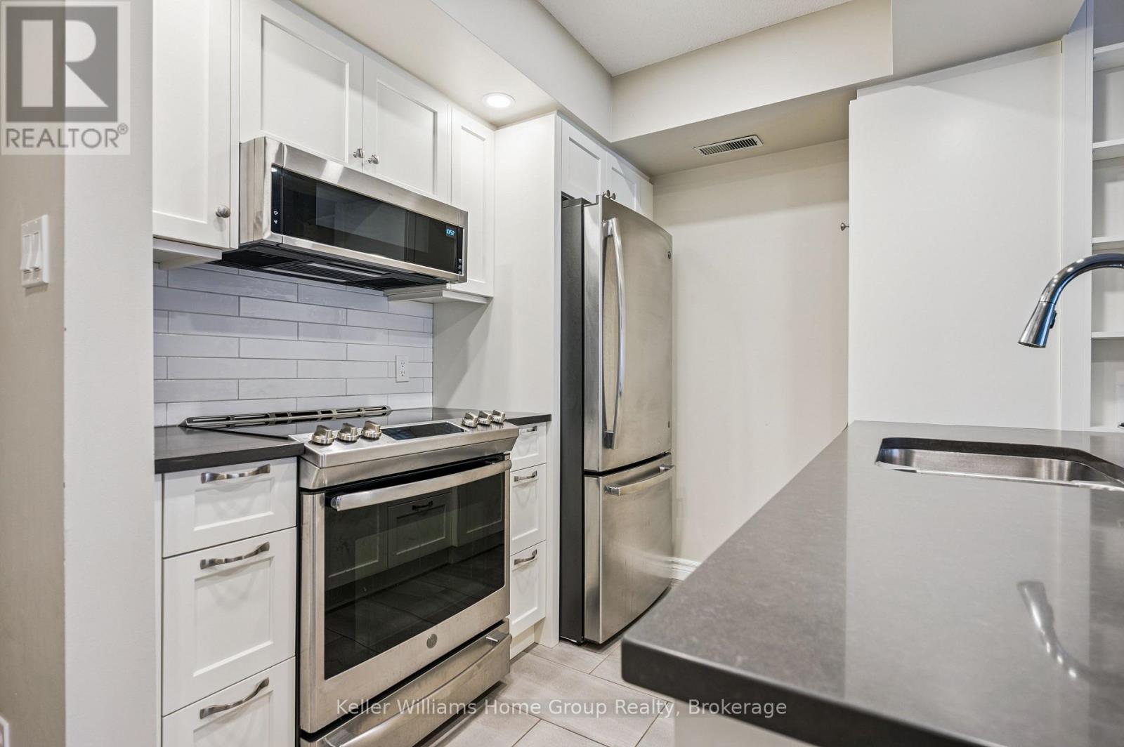 711 JOHNSTON PARK AVENUE - 7