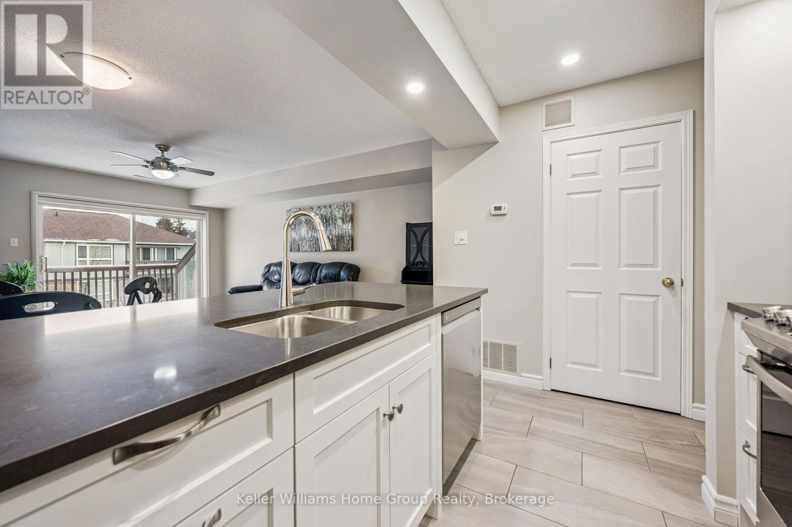 711 JOHNSTON PARK AVENUE - 9
