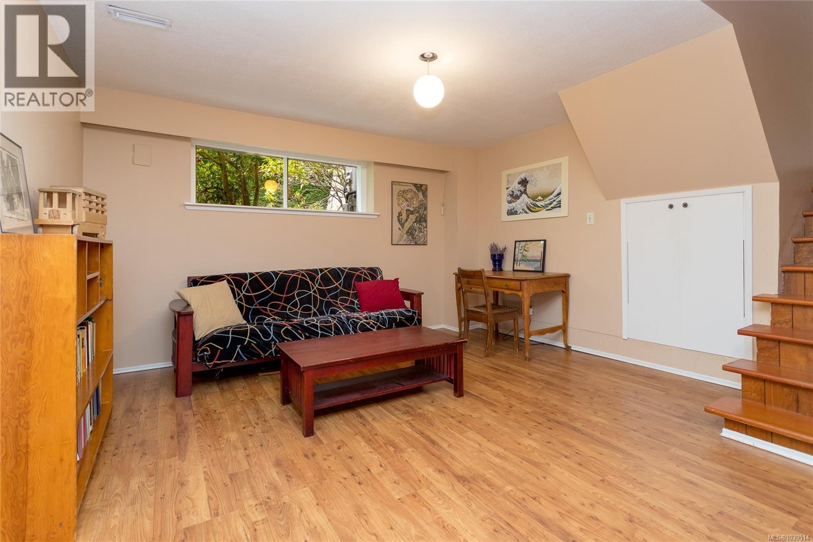  3508 Plymouth Road, Oak Bay