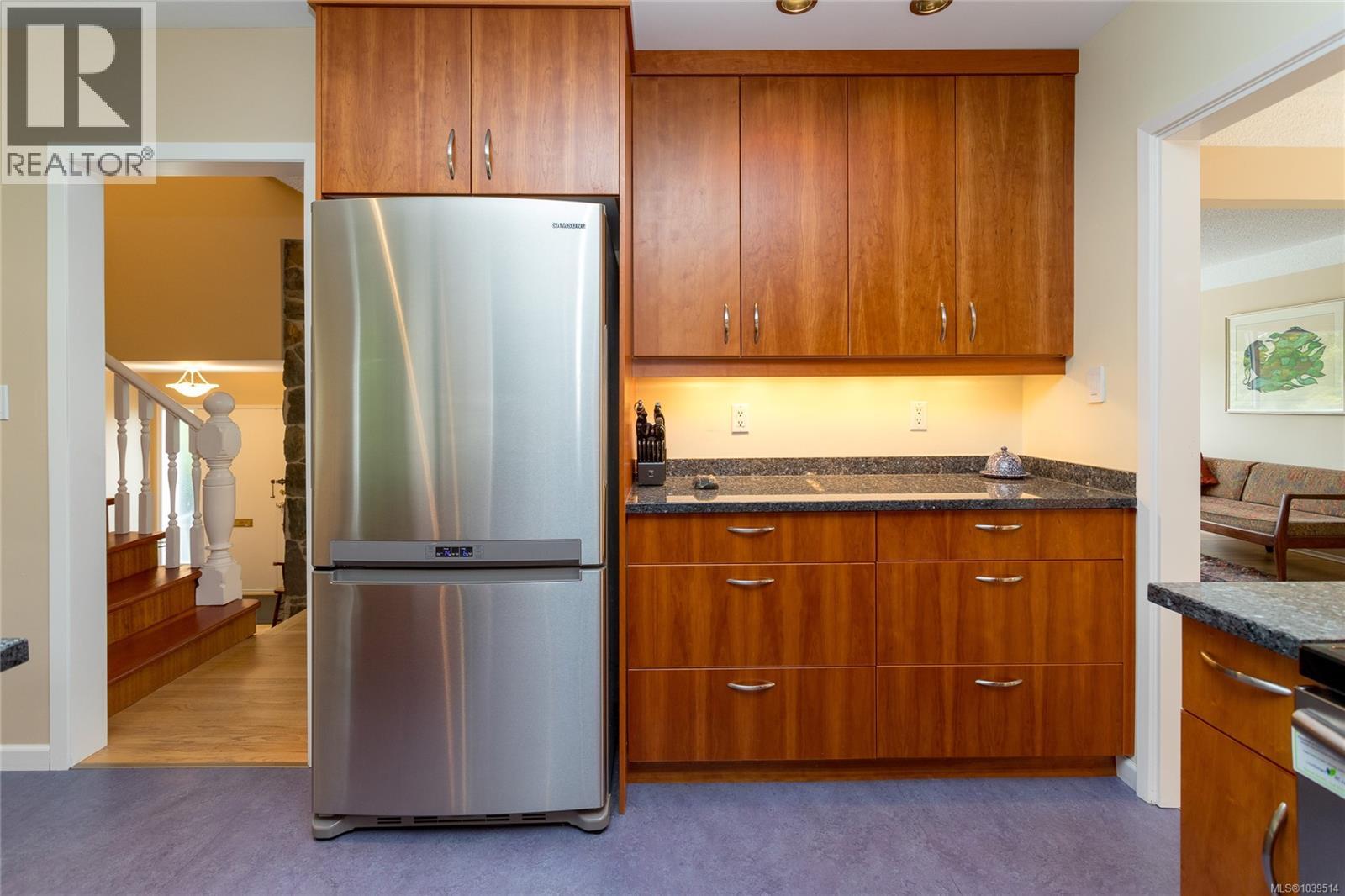  3508 Plymouth Road, Oak Bay