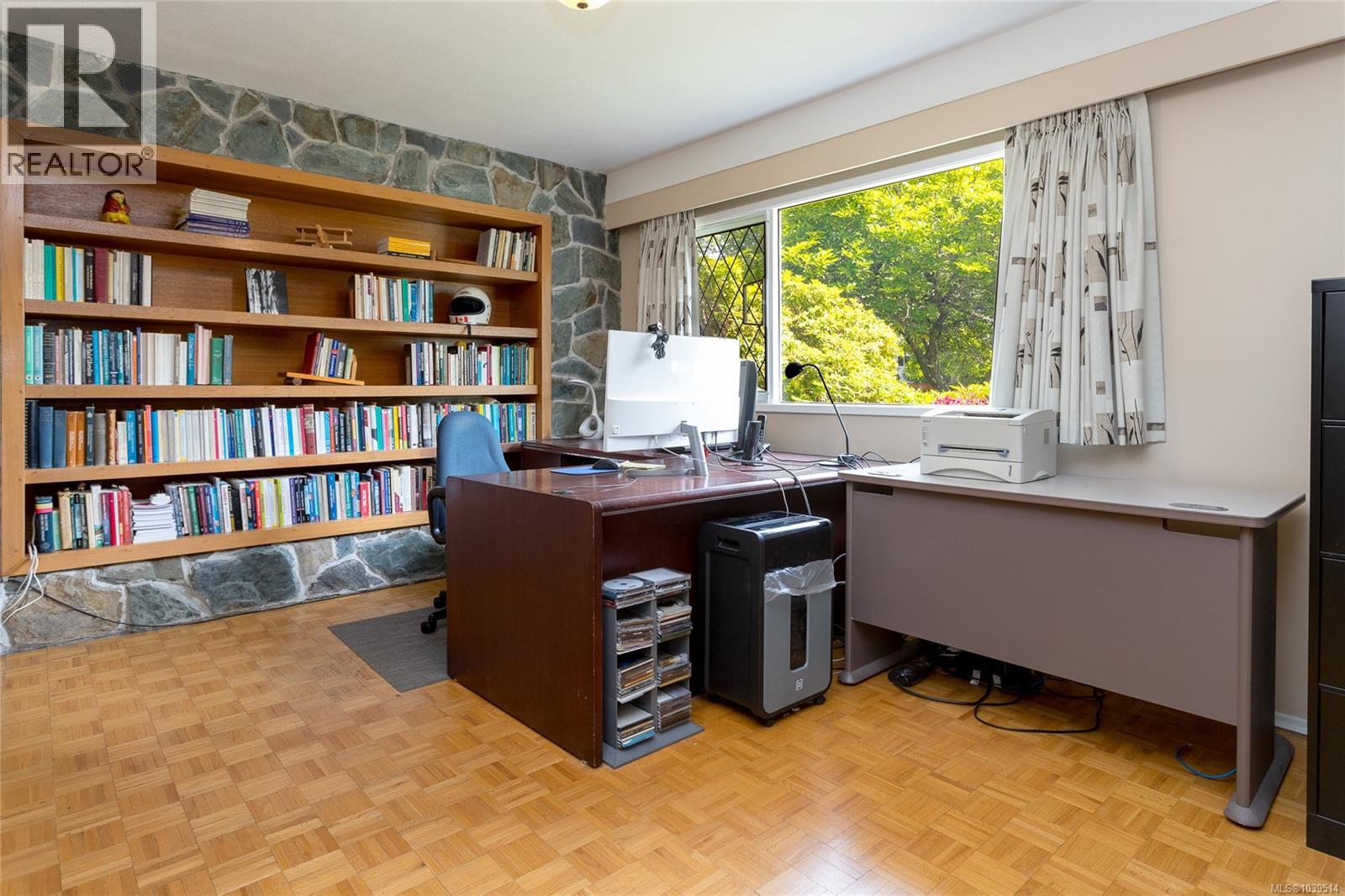  3508 Plymouth Road, Oak Bay