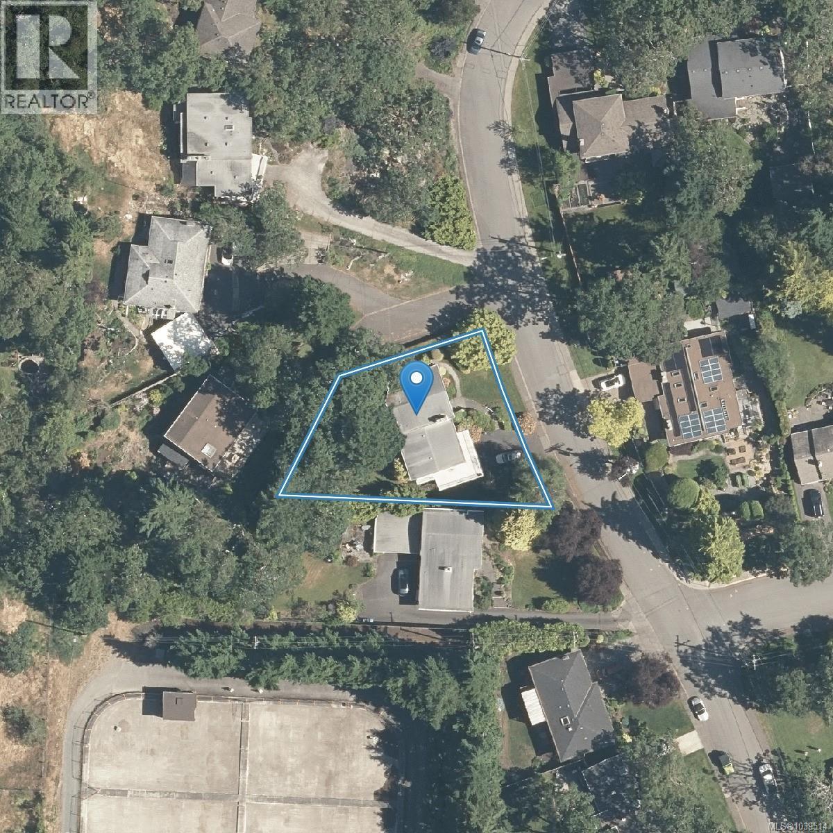  3508 Plymouth Road, Oak Bay