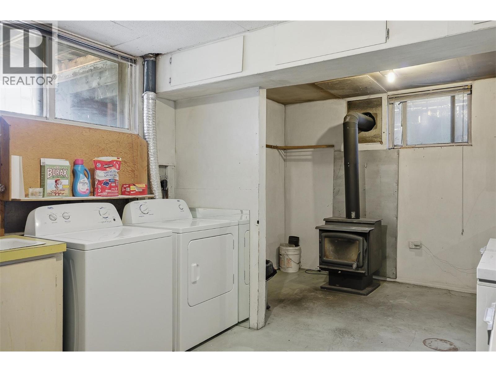 2135 Fleetwood Avenue - 41