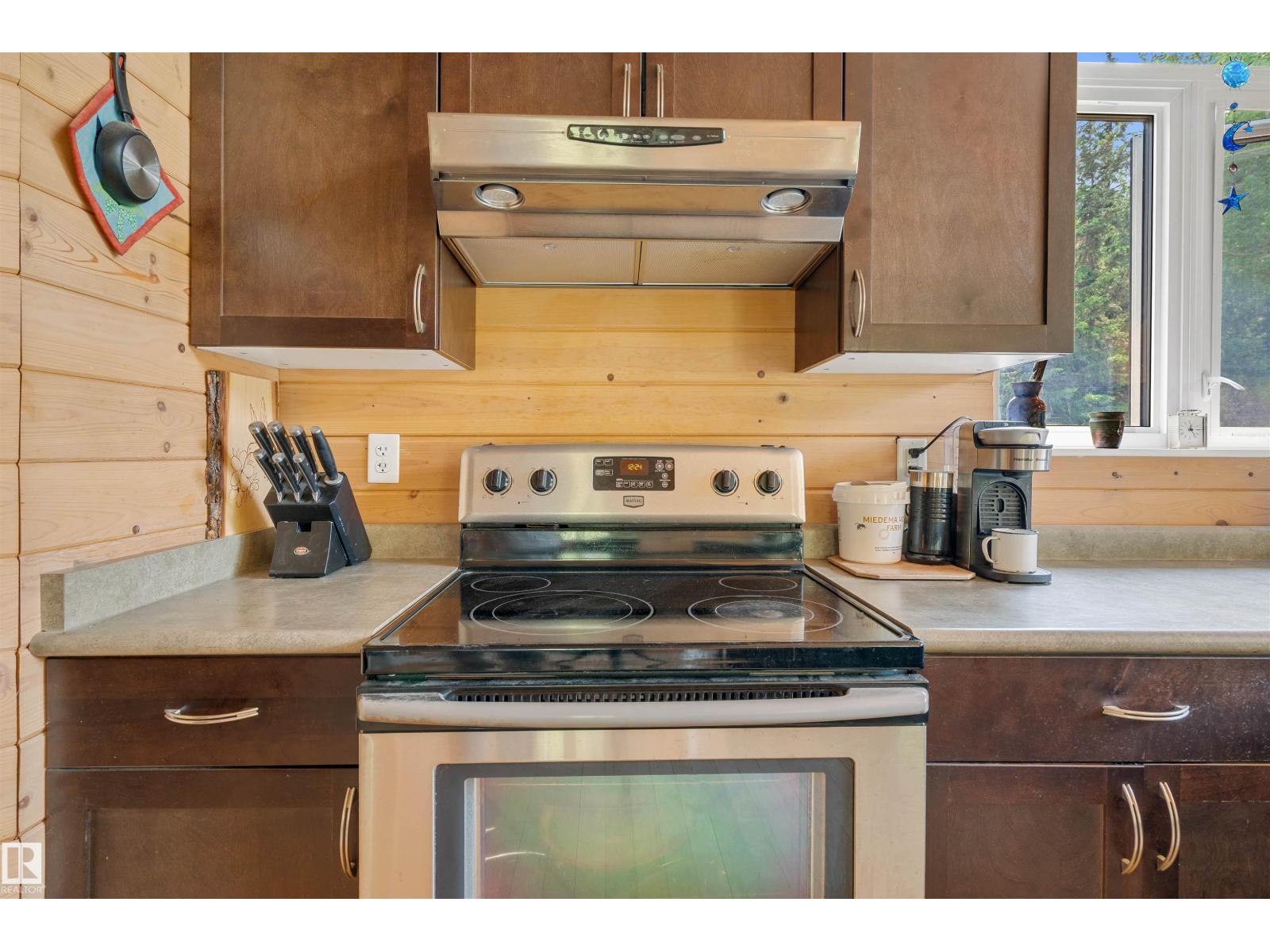 53309 A 65 Range RD — photo 12