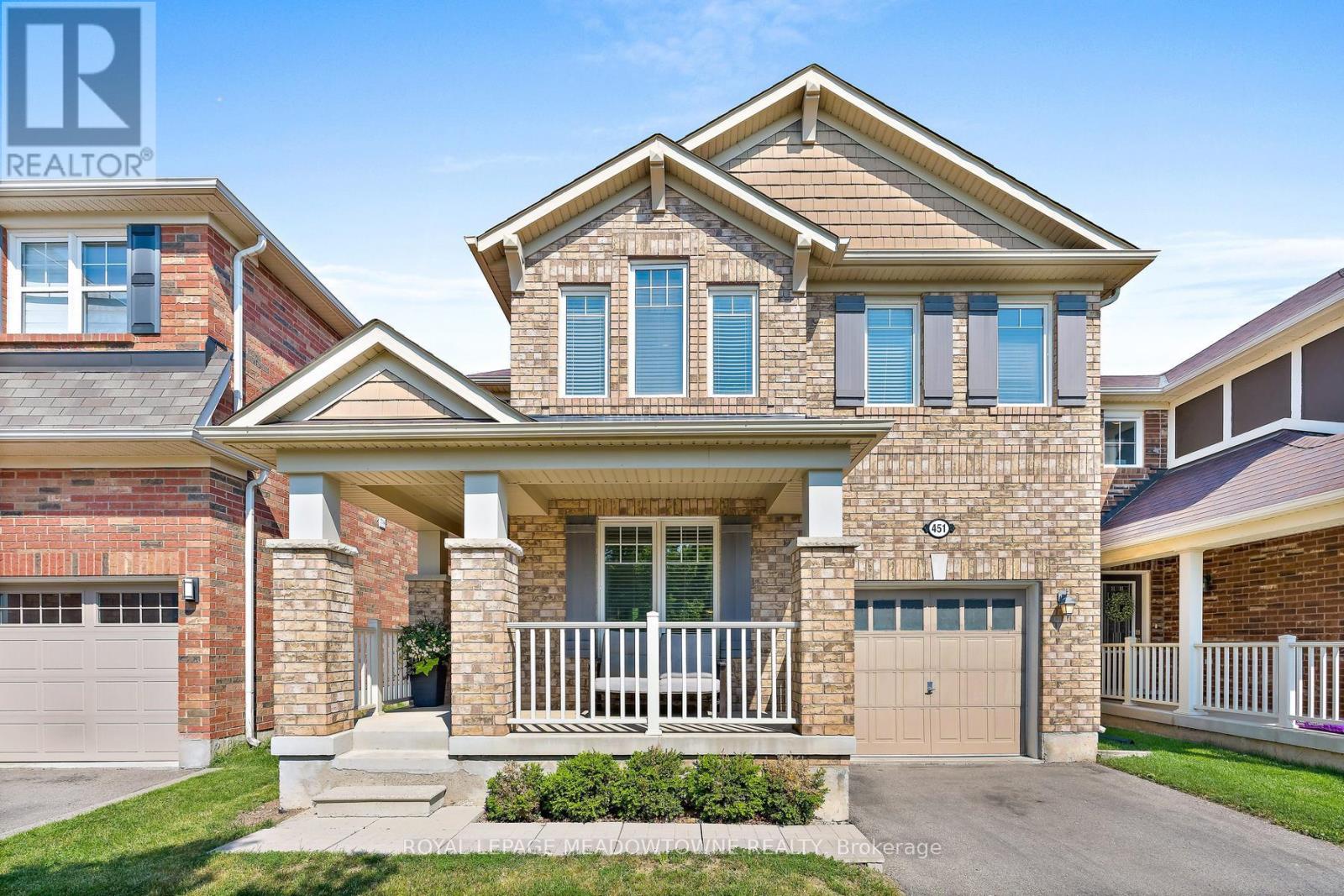 451 ZUEST CRESCENT - 1