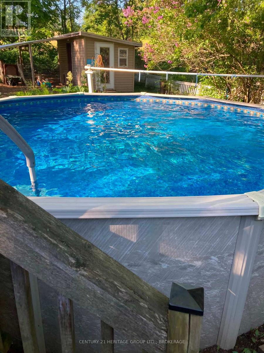 187 HILLSIDE CIRCLE - 40