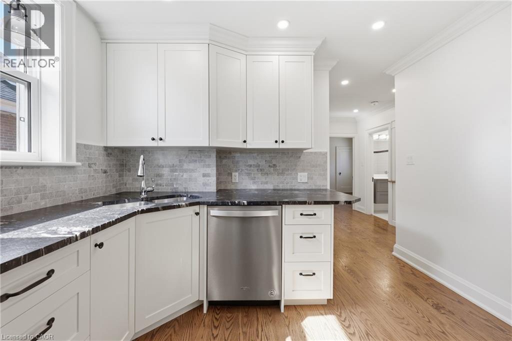 87 EMPRESS Avenue - 9