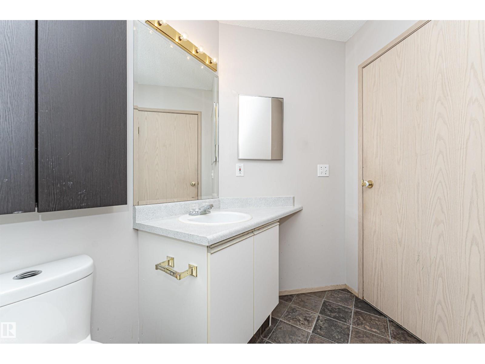 #403 9620 174 ST NW - 37