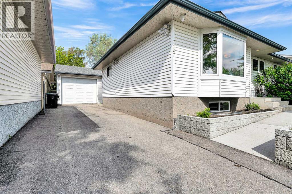 7127 18 Street SE - Image 2