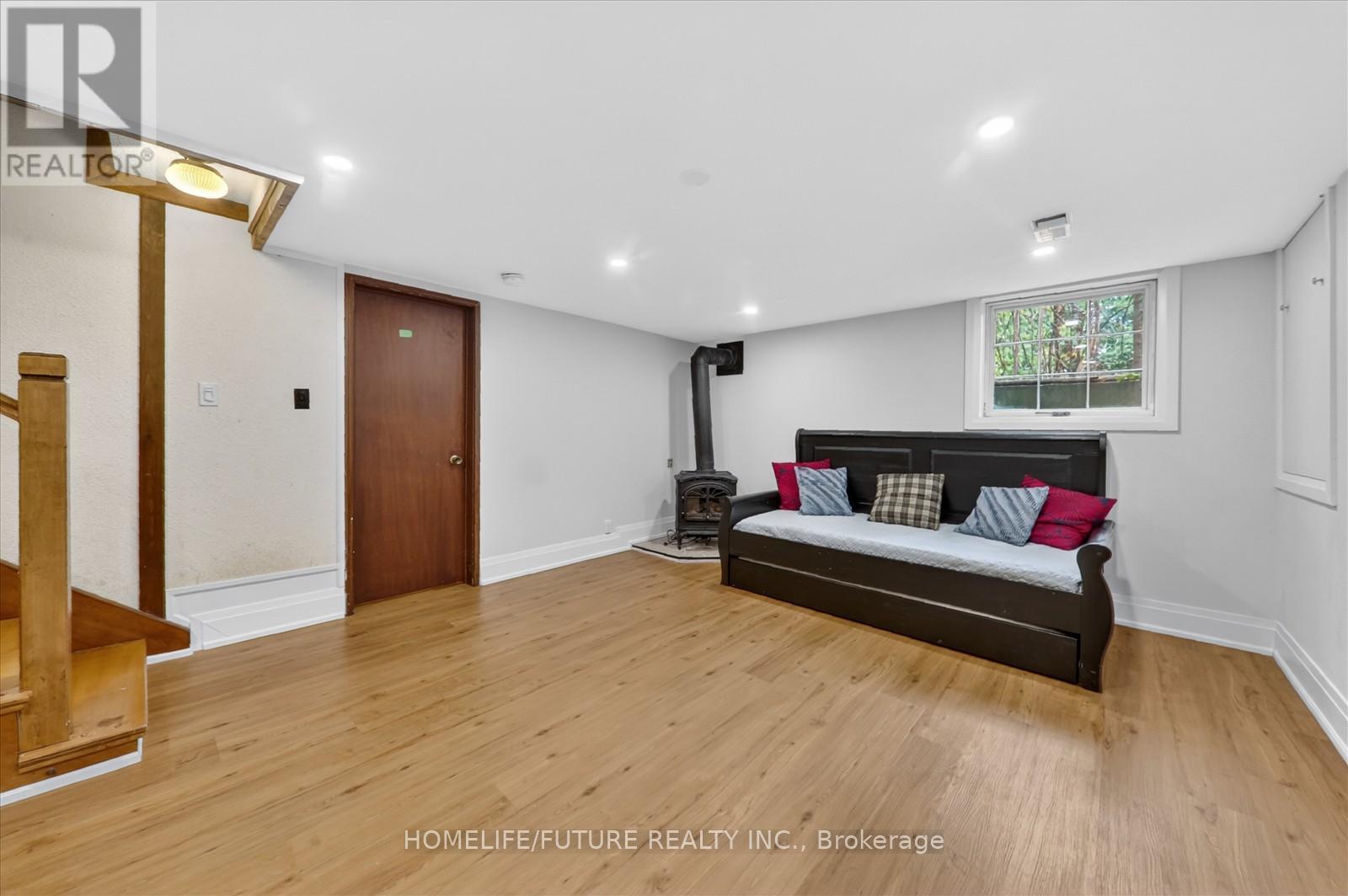 137 WOODLAND PARK ROAD - 27