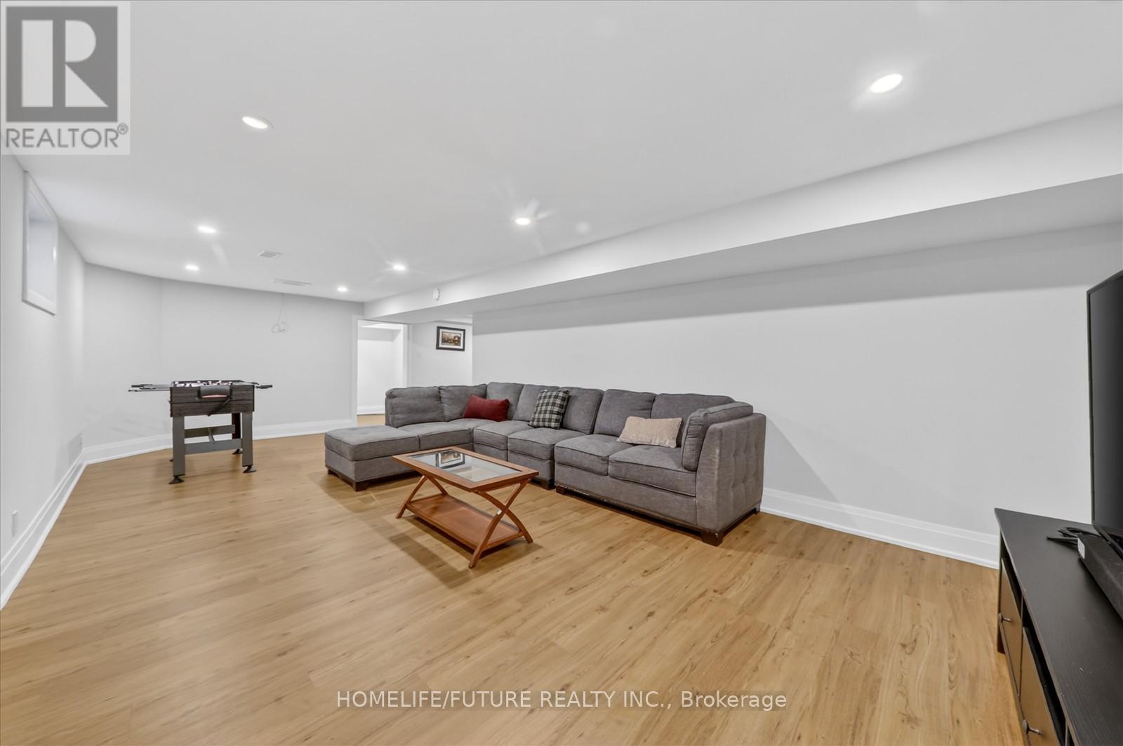 137 WOODLAND PARK ROAD - 34