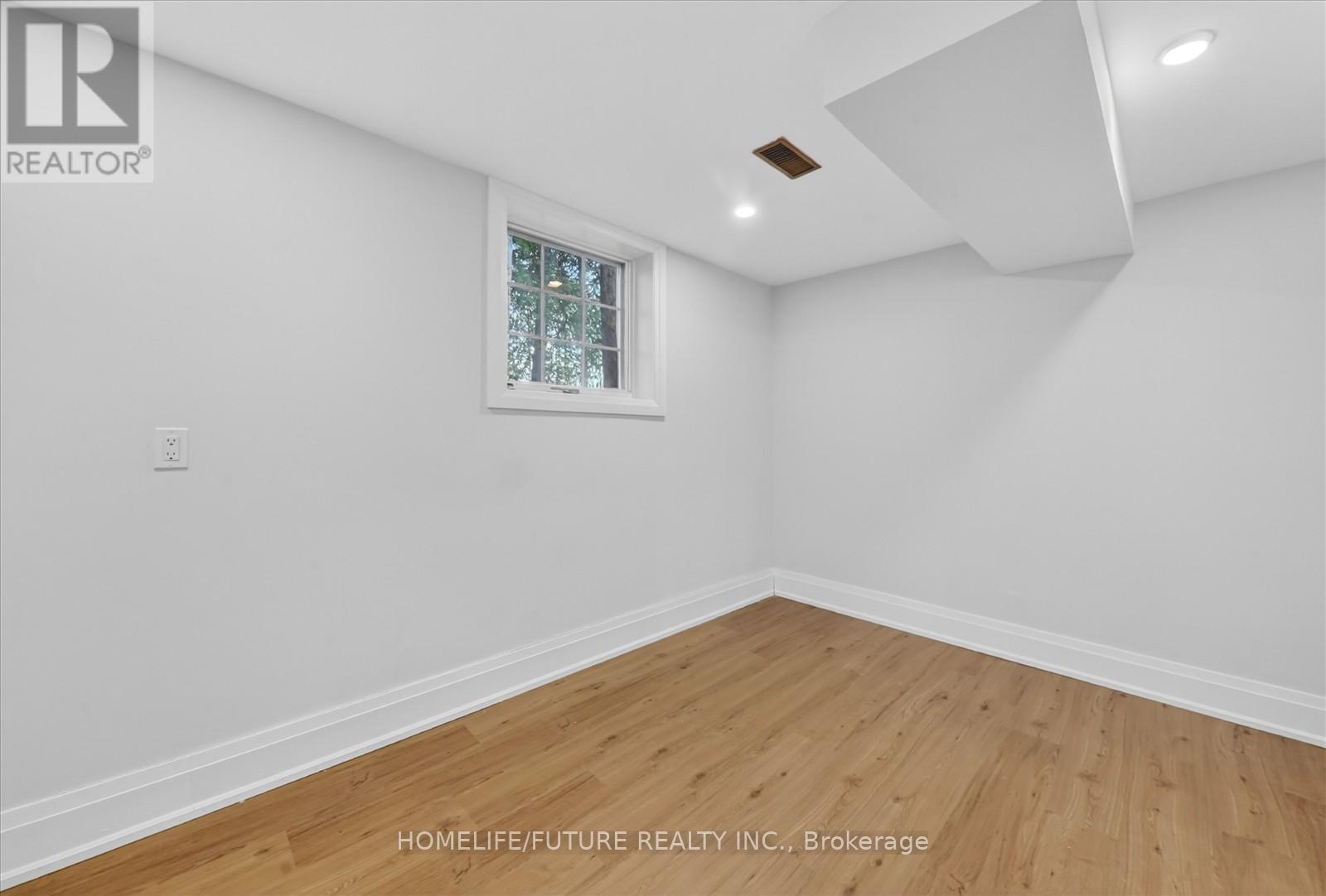 137 WOODLAND PARK ROAD - 36
