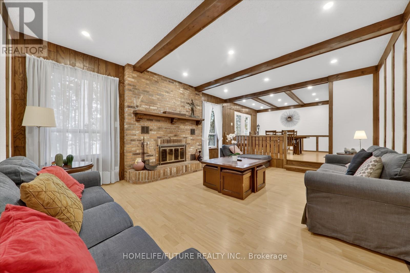 137 WOODLAND PARK ROAD - 7