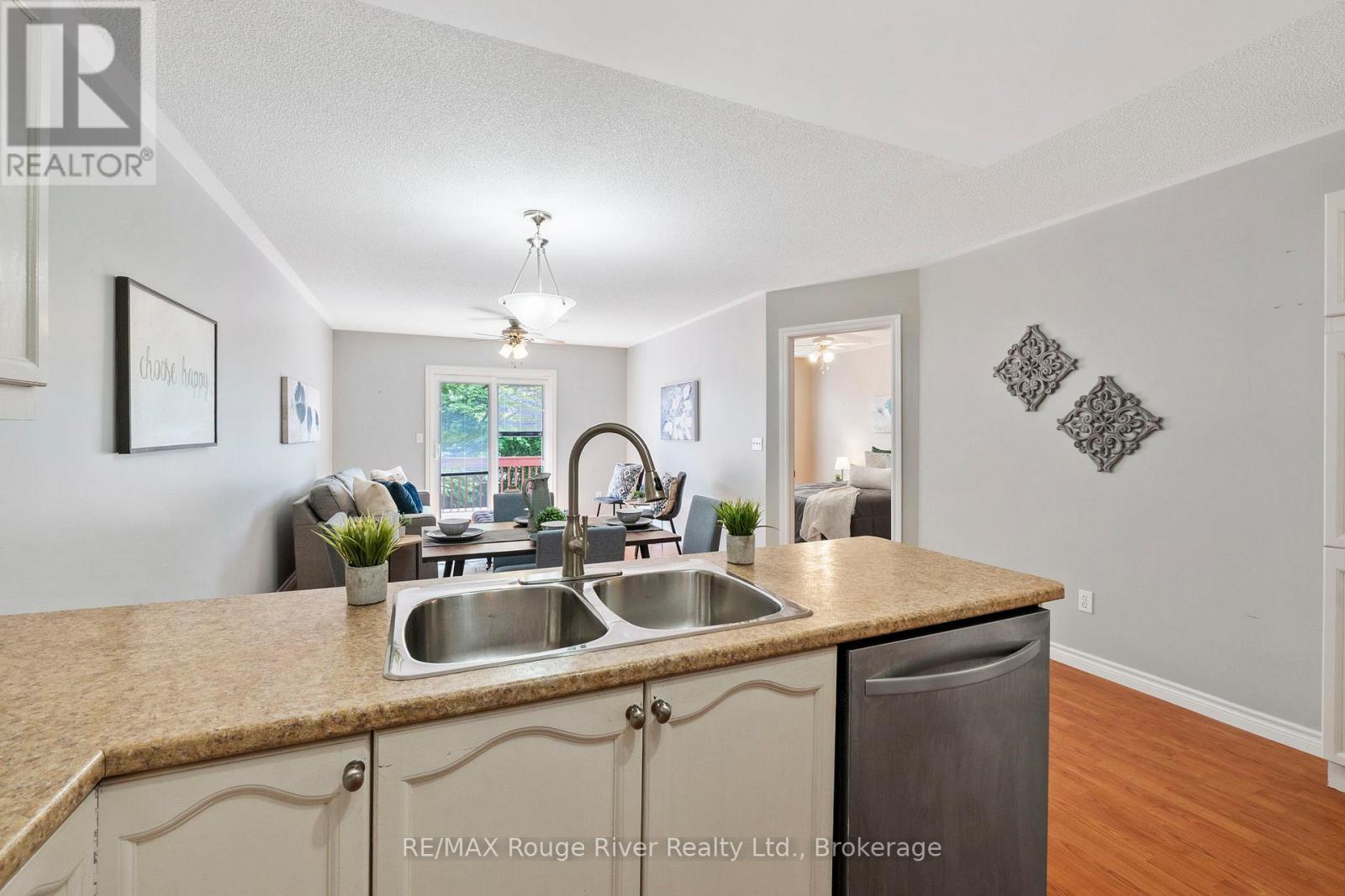 16 TALBOT DRIVE - 11