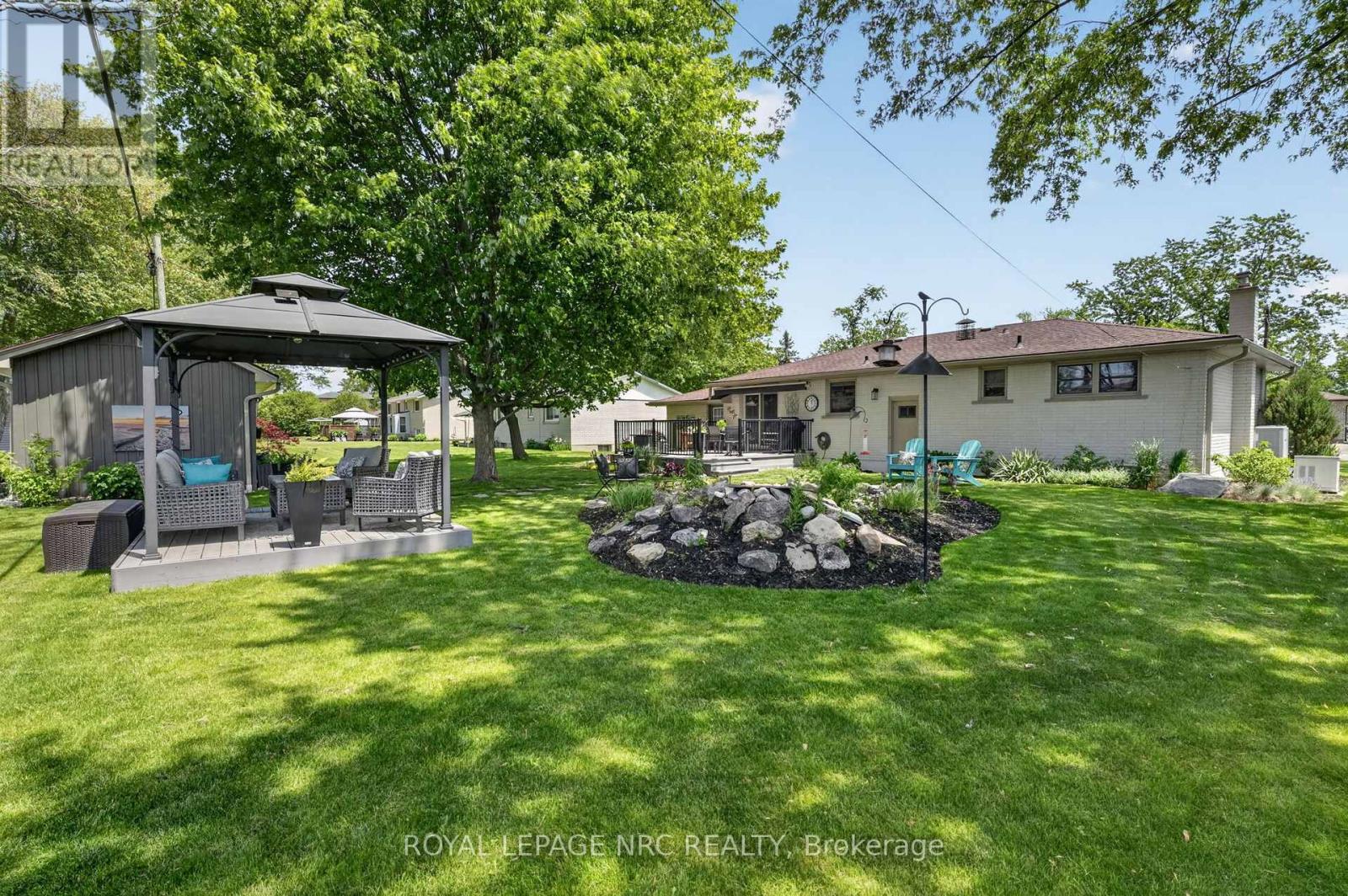 787 GRANDVIEW ROAD - 37