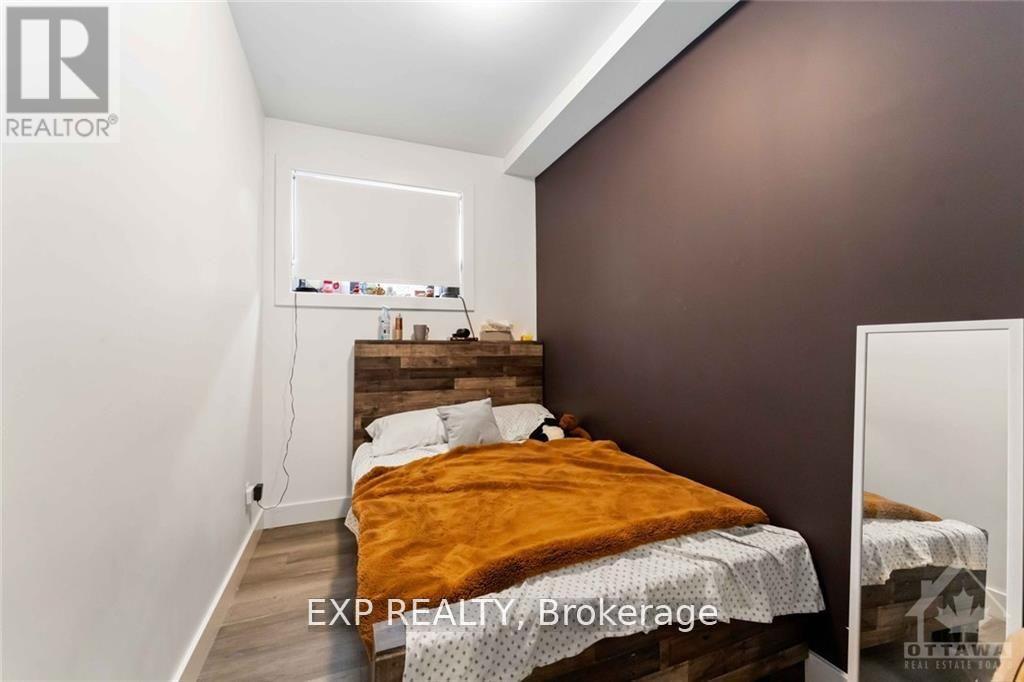 227 BLACKBURN AVENUE - 11