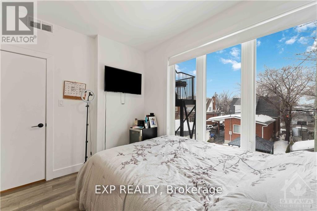 227 BLACKBURN AVENUE - 15