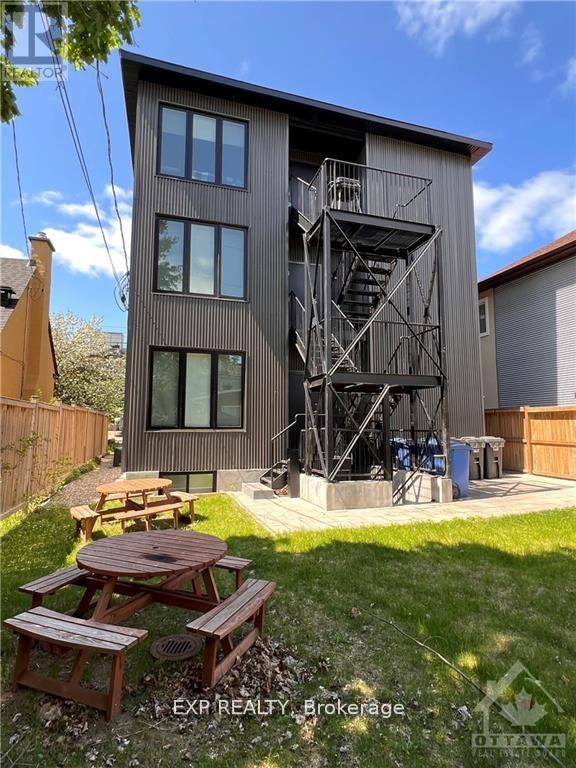 227 BLACKBURN AVENUE - 28