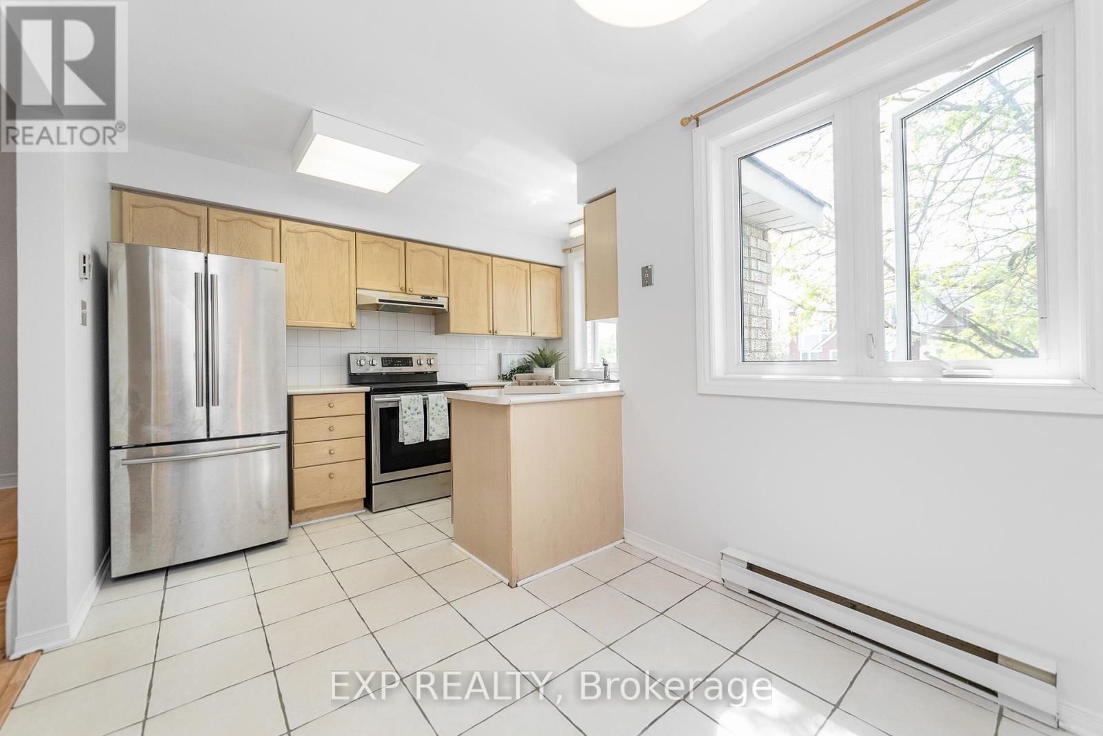 324 BRISTON PRIVATE - 16