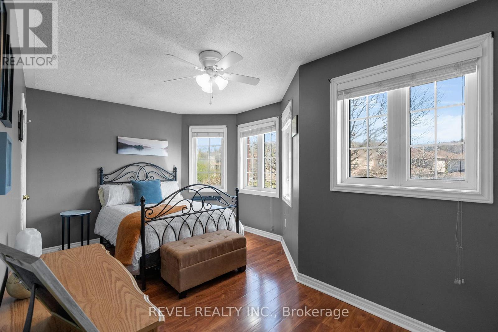 28 DUNNETT DRIVE - 15