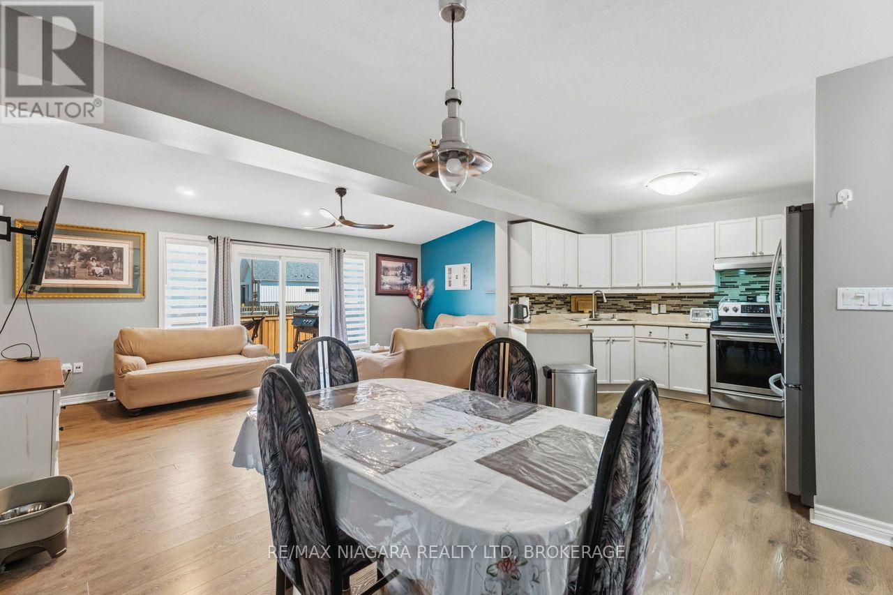 43 FLYNN COURT - 13