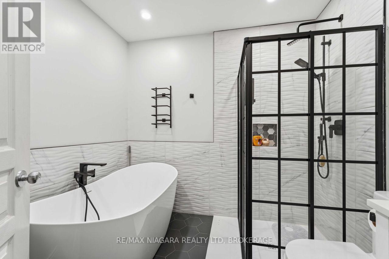 43 FLYNN COURT - 27