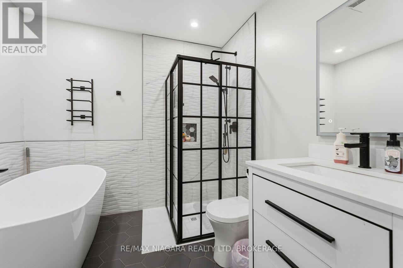 43 FLYNN COURT - 28