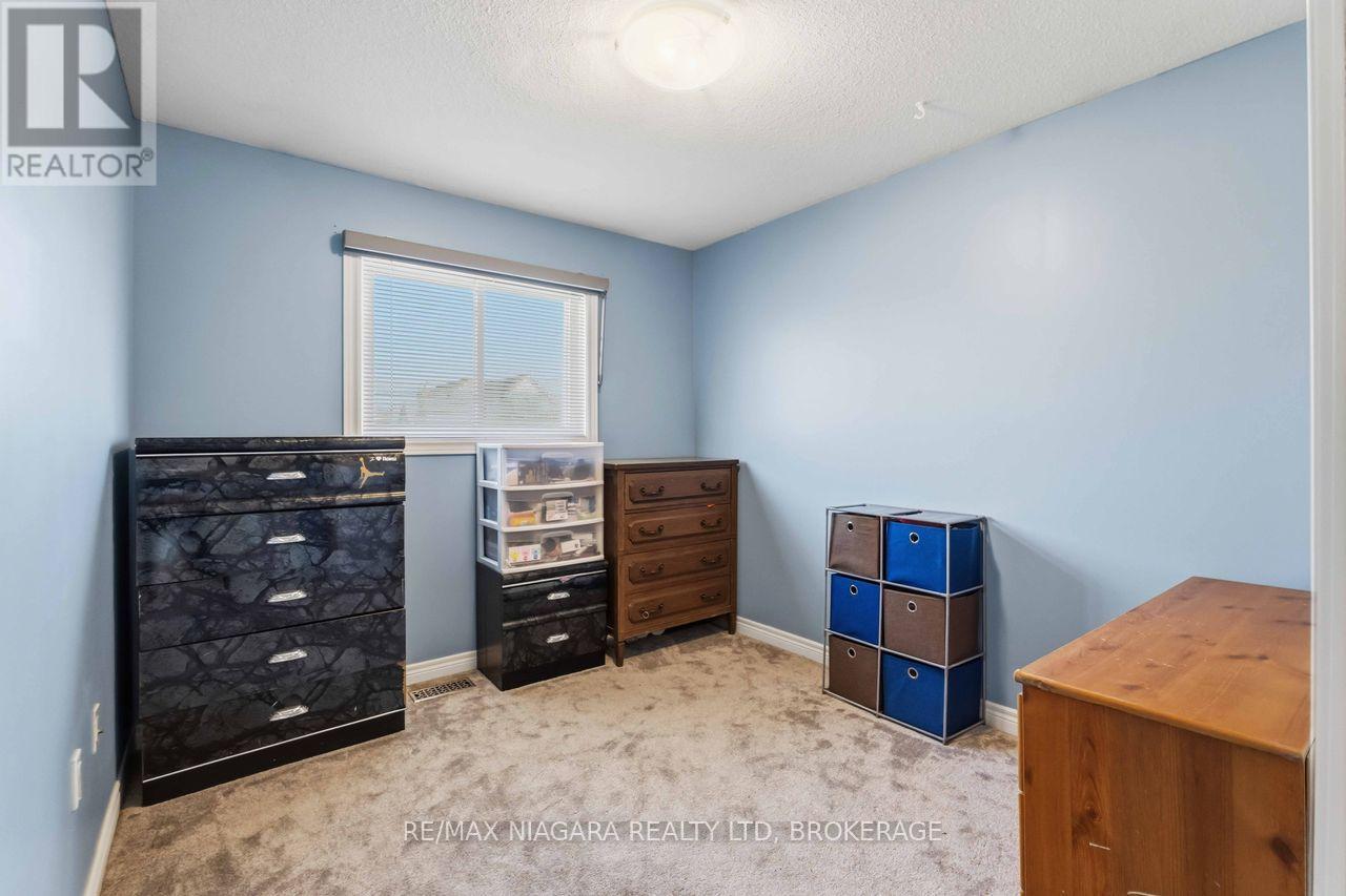 43 FLYNN COURT - 31