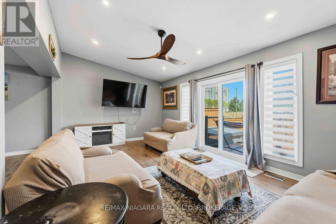 43 FLYNN COURT - 7