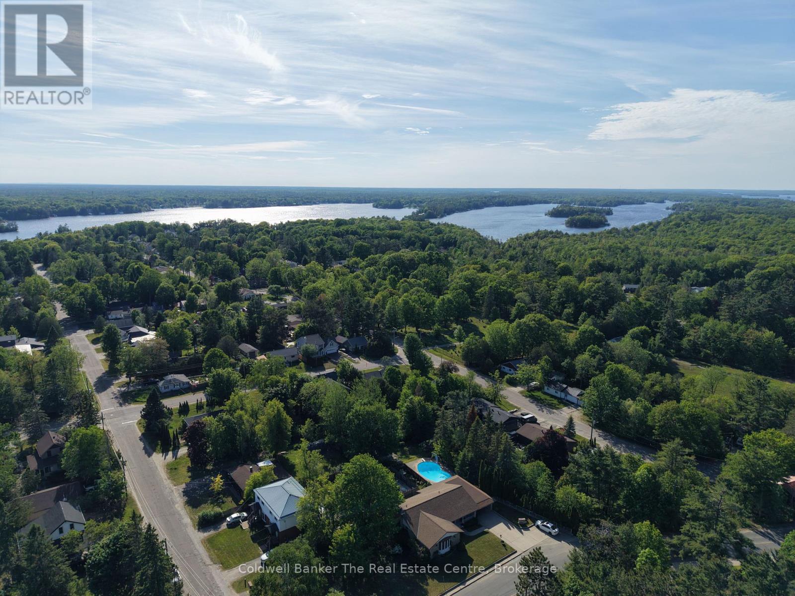 815 MUSKOKA ROAD N - 3