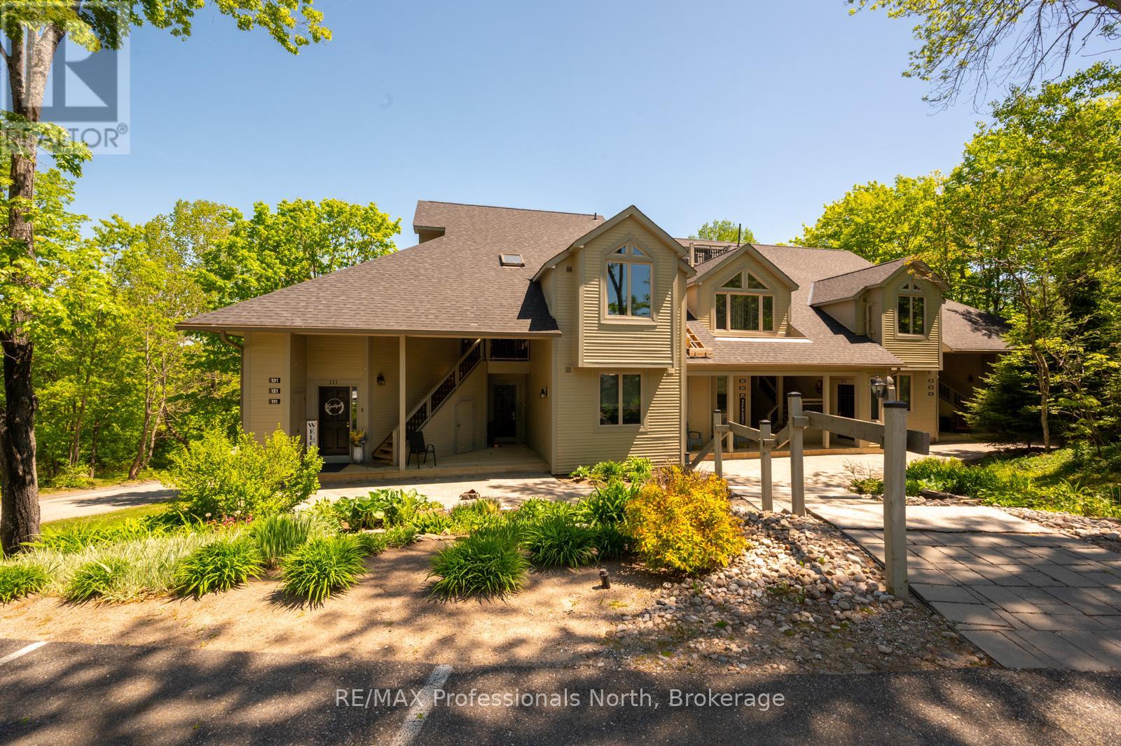 #121 121 GRANDVIEW HILLTOP DRIVE - 2