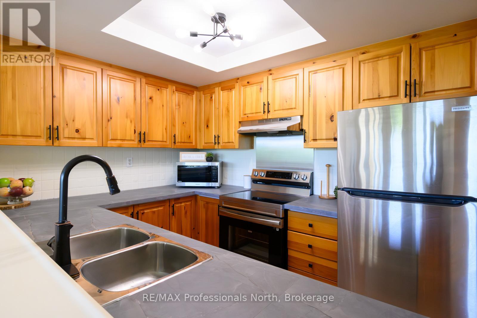 #121 121 GRANDVIEW HILLTOP DRIVE - Image 9