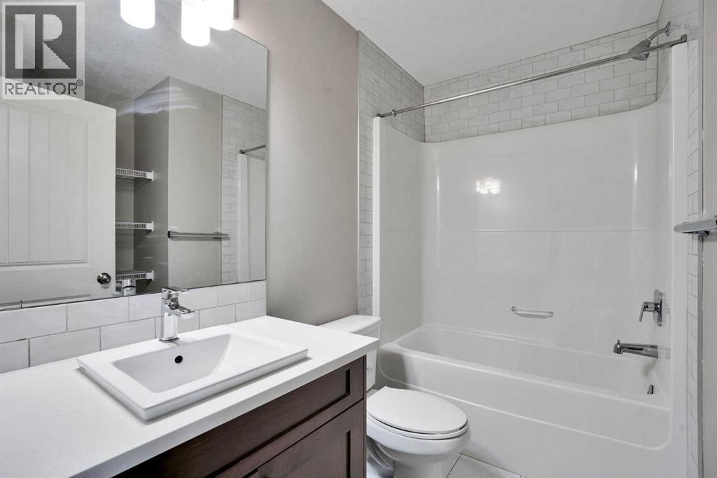 #413 355 Nolancrest Heights NW - 15