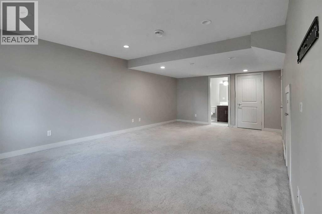 #413 355 Nolancrest Heights NW - 30