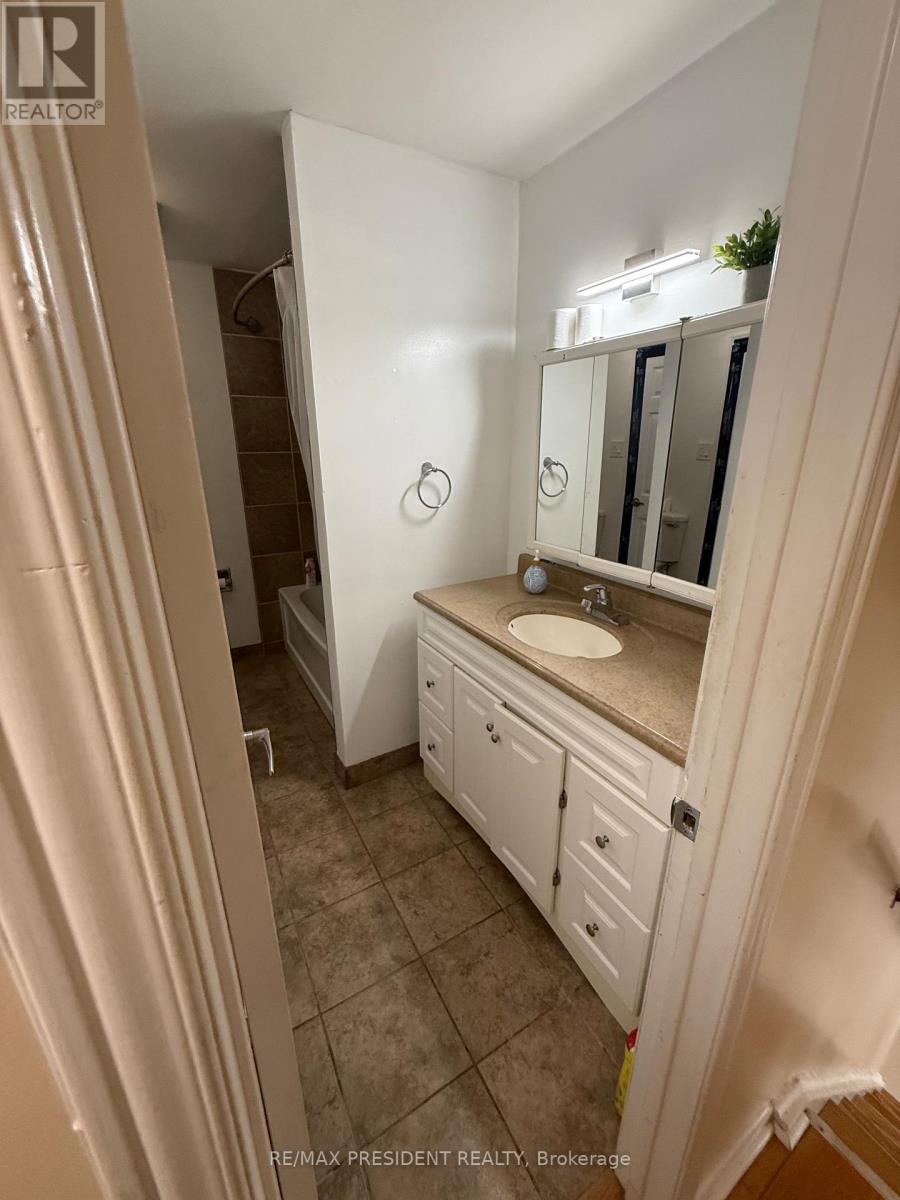 84 PRIMEROSE CRESCENT - 12