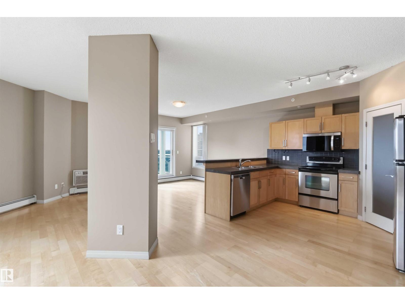 #901 10504 99 AV NW - 16