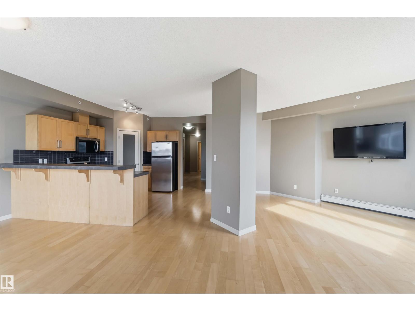 #901 10504 99 AV NW - 14