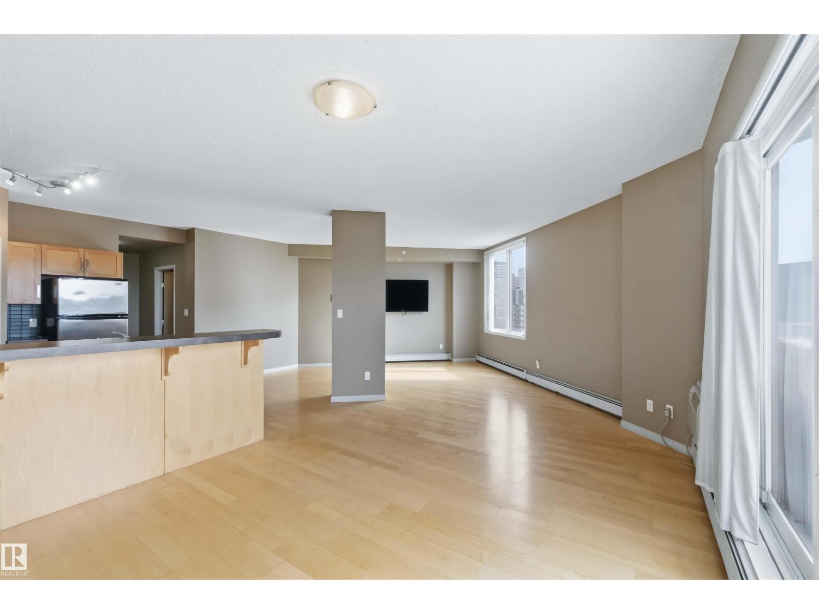 #901 10504 99 AV NW - 13