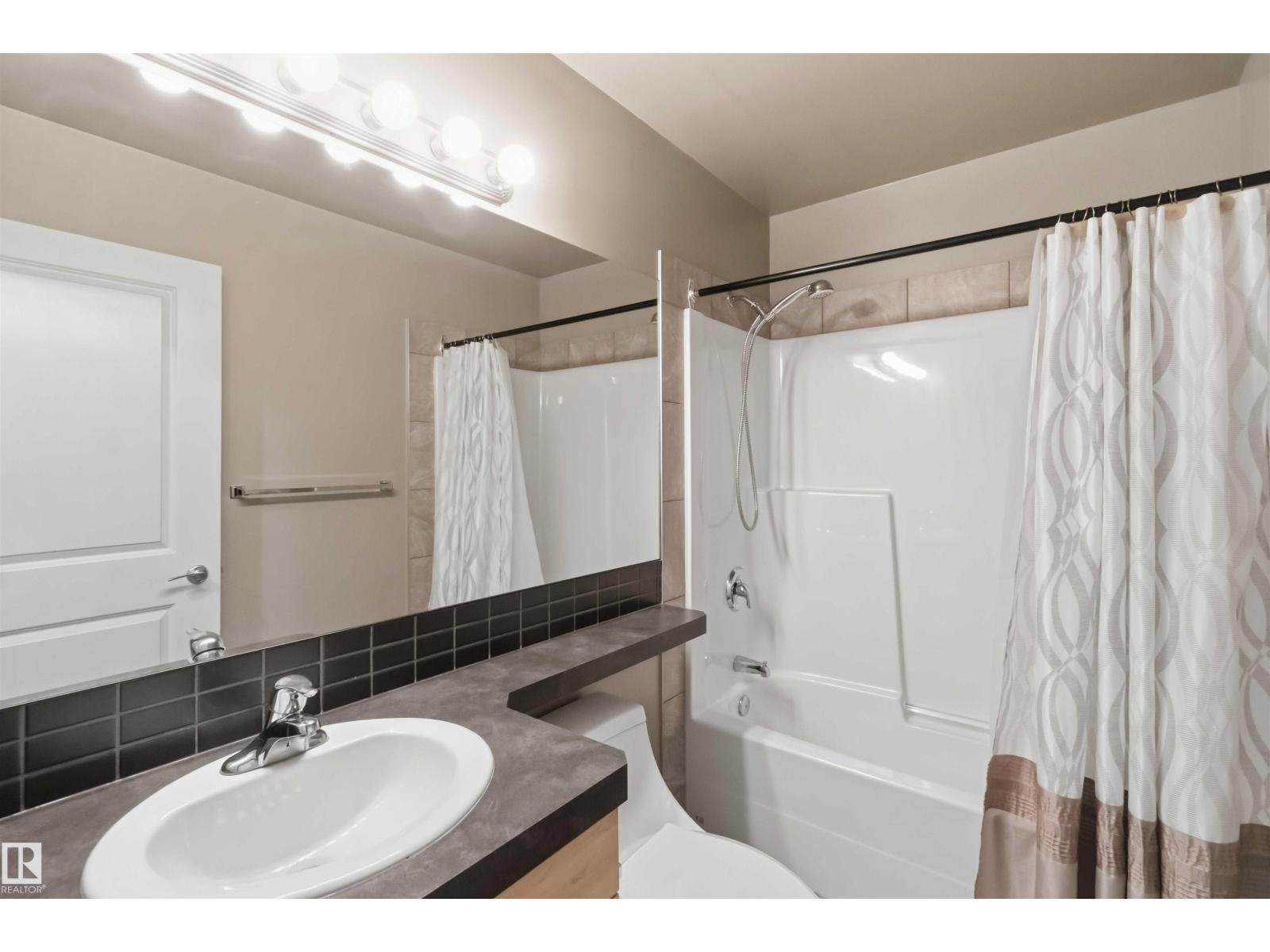 #901 10504 99 AV NW - 38