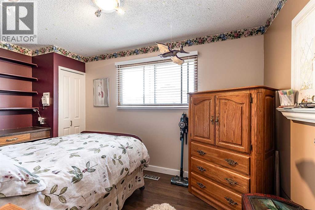 6 Rossland Crescent SE — photo 19