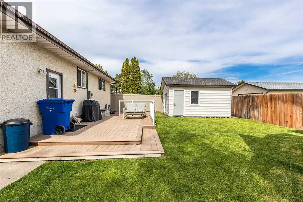6 Rossland Crescent SE — photo 36
