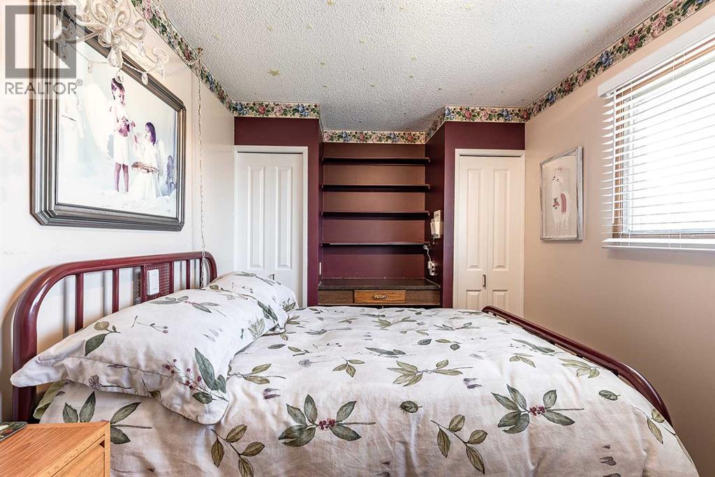 6 Rossland Crescent SE — photo 18