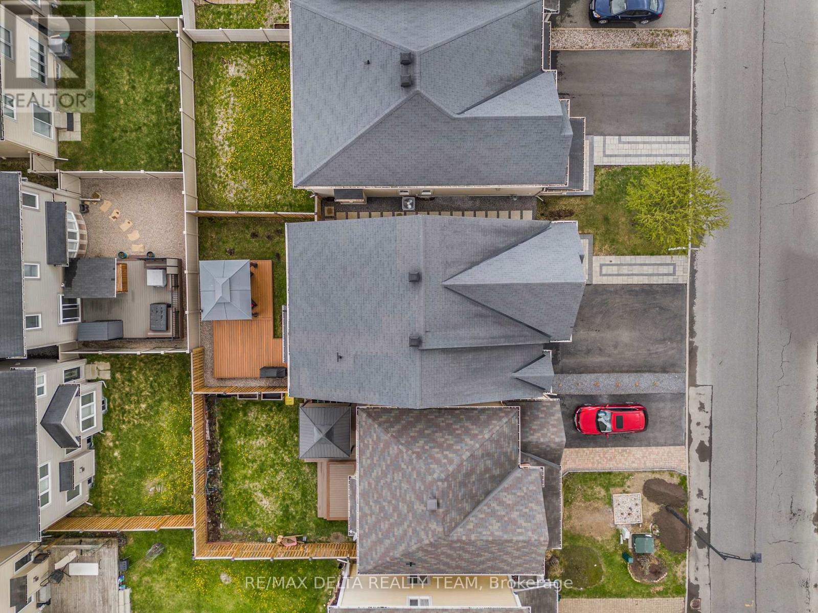 208 SERRA RIDGE - 32