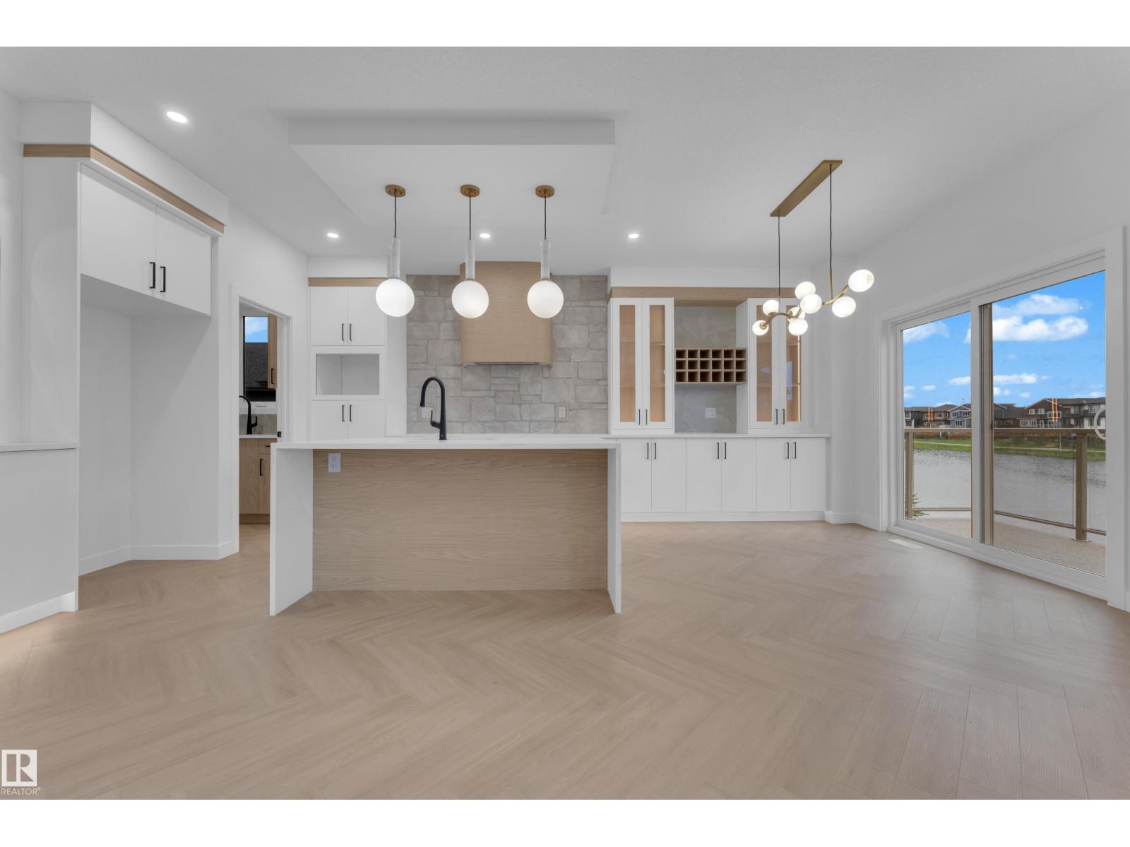 357 Linden LO - 18